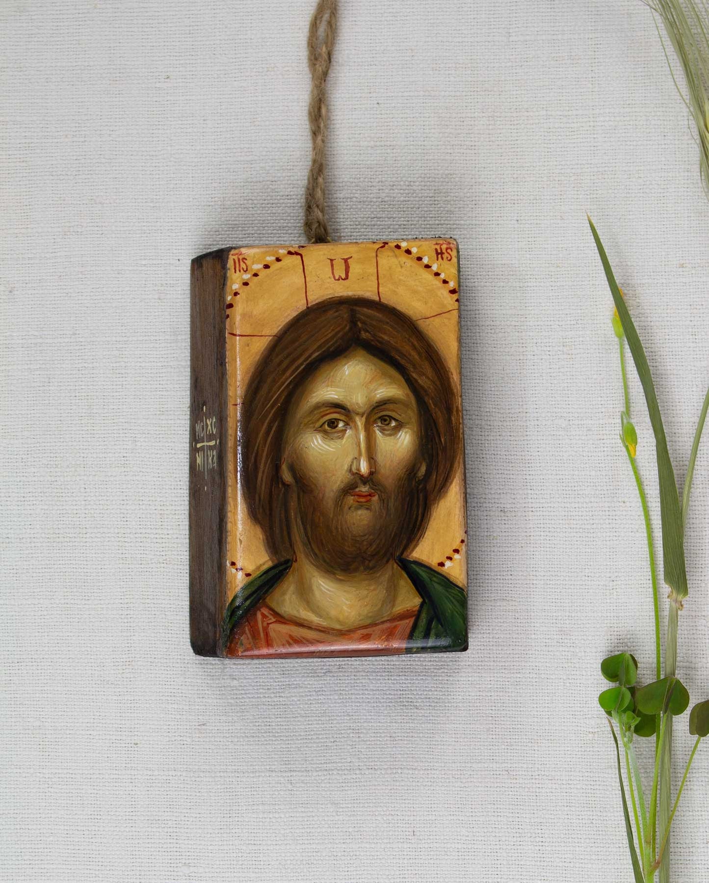 Iisus Hristos – icoană pictată pe lemn